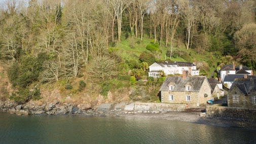The surrounding area of Durgan Quay and Beach Cottages, Cornwall